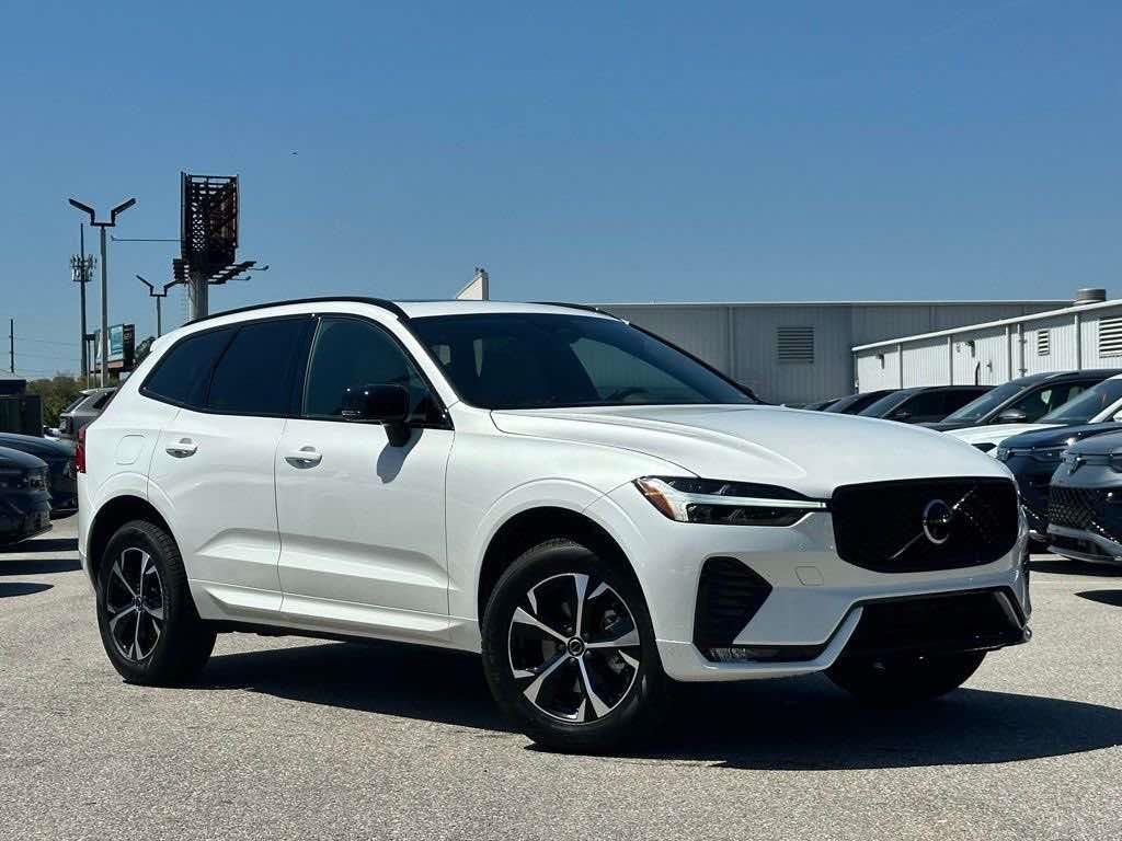 2026 Volvo XC60 B5 Core
