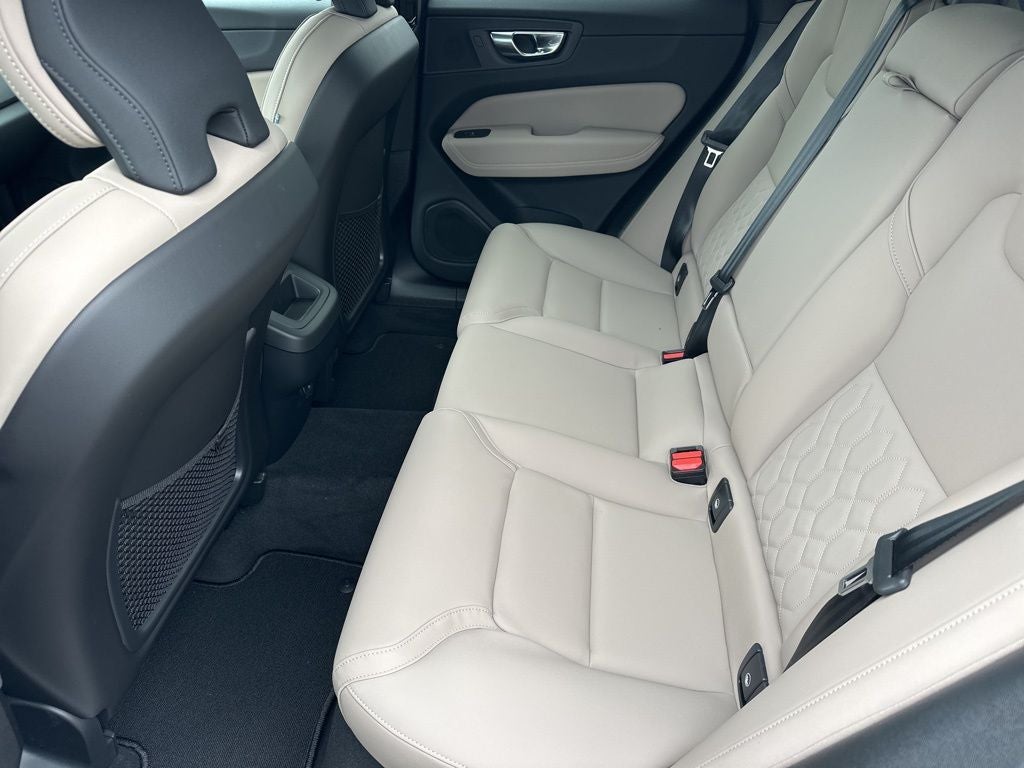 2026 Volvo XC60 B5 Core