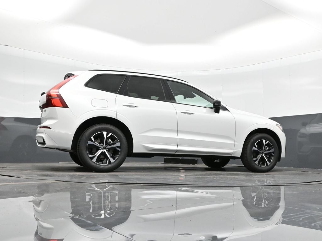2026 Volvo XC60 B5 Core
