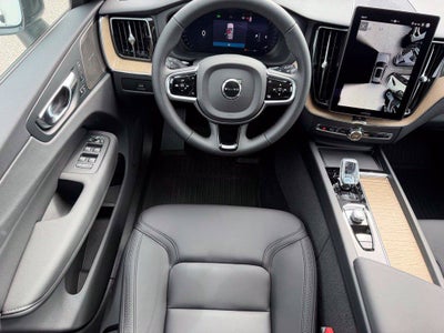 2027 Volvo XC60 B5 Plus