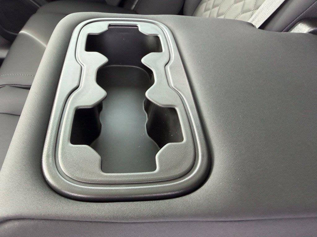 2027 Volvo XC60 B5 Plus