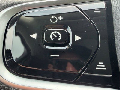 2027 Volvo XC60 B5 Plus