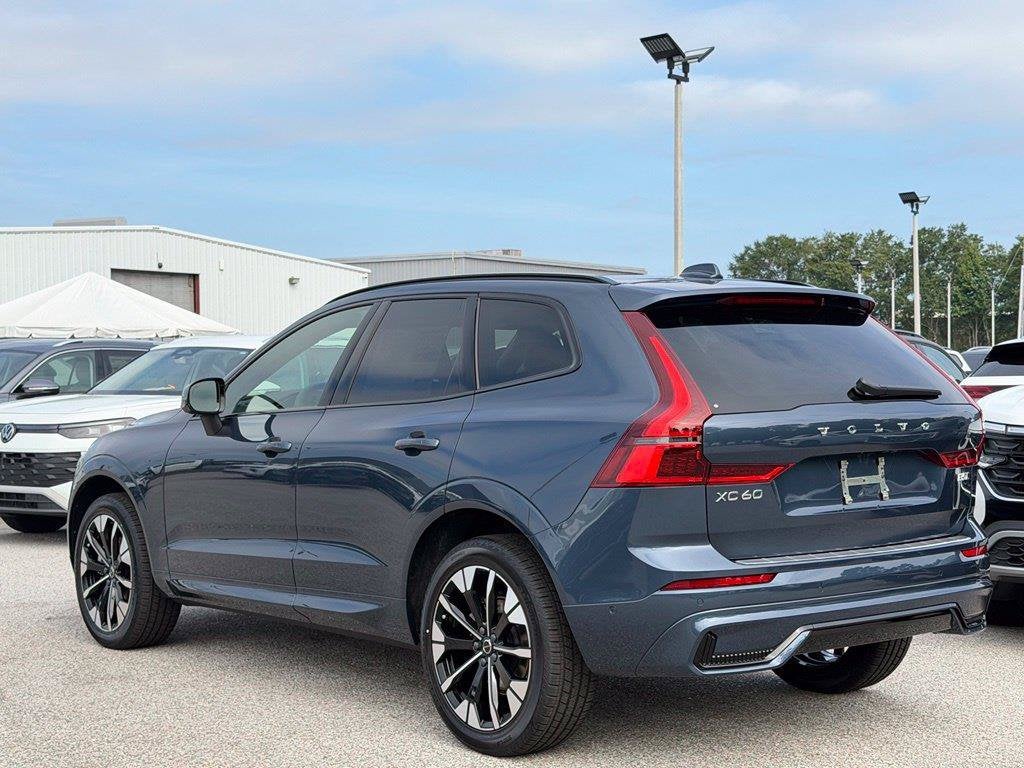 2027 Volvo XC60 B5 Plus