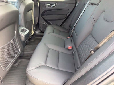 2027 Volvo XC60 B5 Core