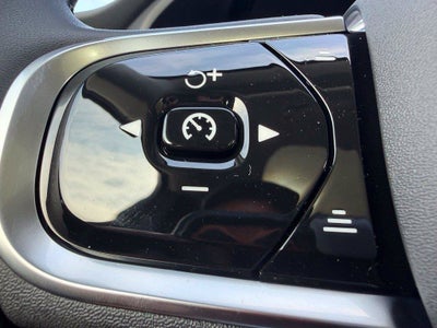 2027 Volvo XC60 B5 Core