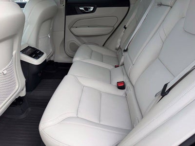 2027 Volvo XC60 B5 Ultra