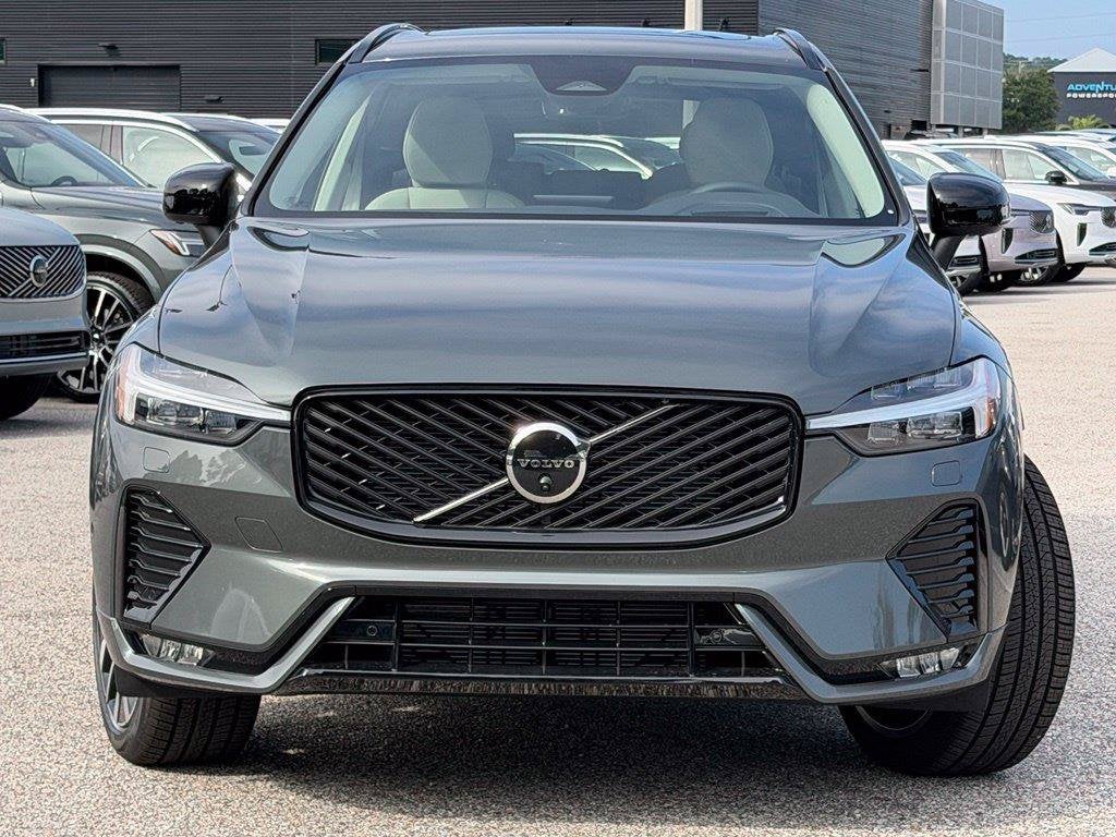 2027 Volvo XC60 B5 Ultra