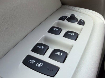 2027 Volvo XC60 B5 Ultra