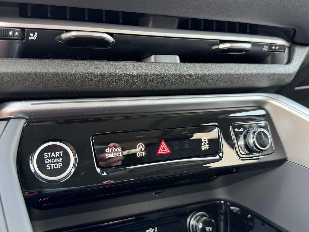 2026 Audi Q5 2.0T Premium quattro