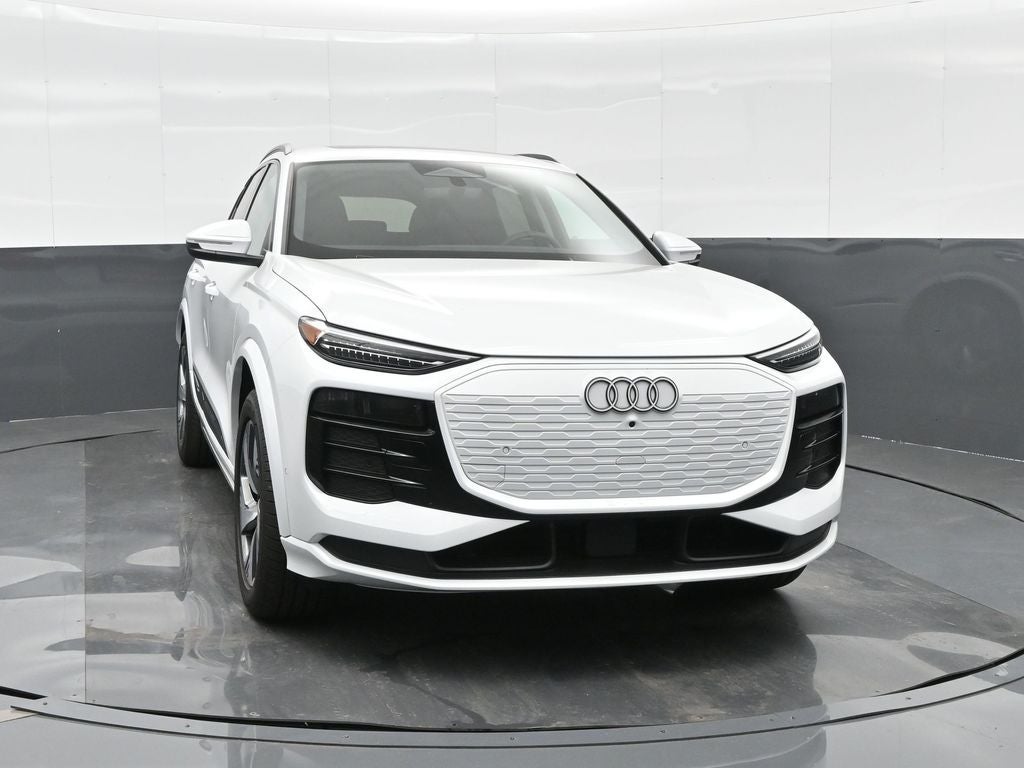 2025 Audi Q6 e-tron Premium Plus quattro