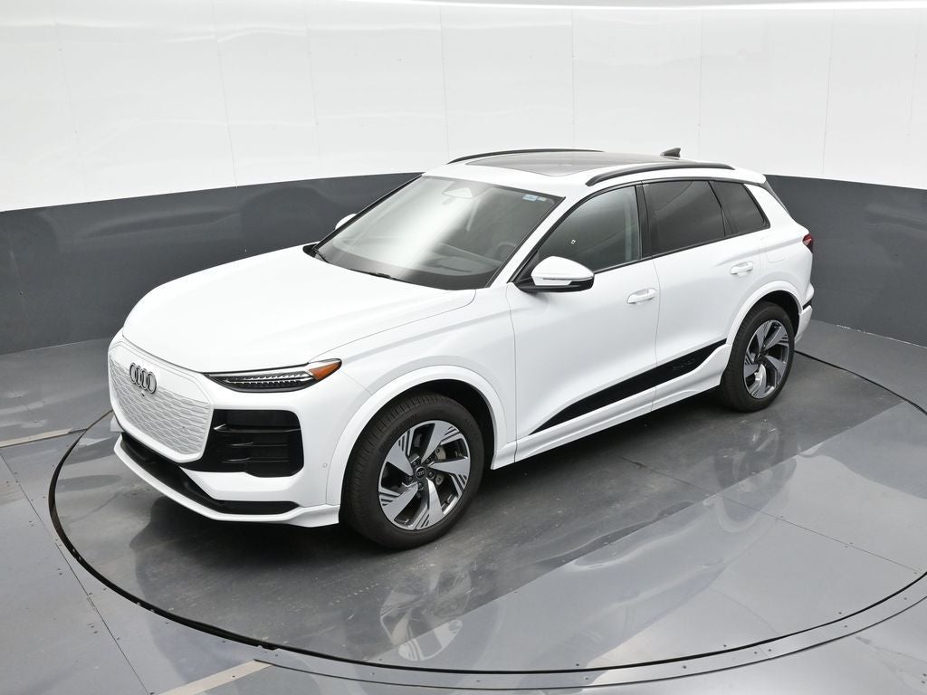 2025 Audi Q6 e-tron Premium Plus quattro