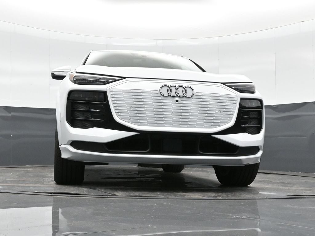 2025 Audi Q6 e-tron Premium Plus quattro