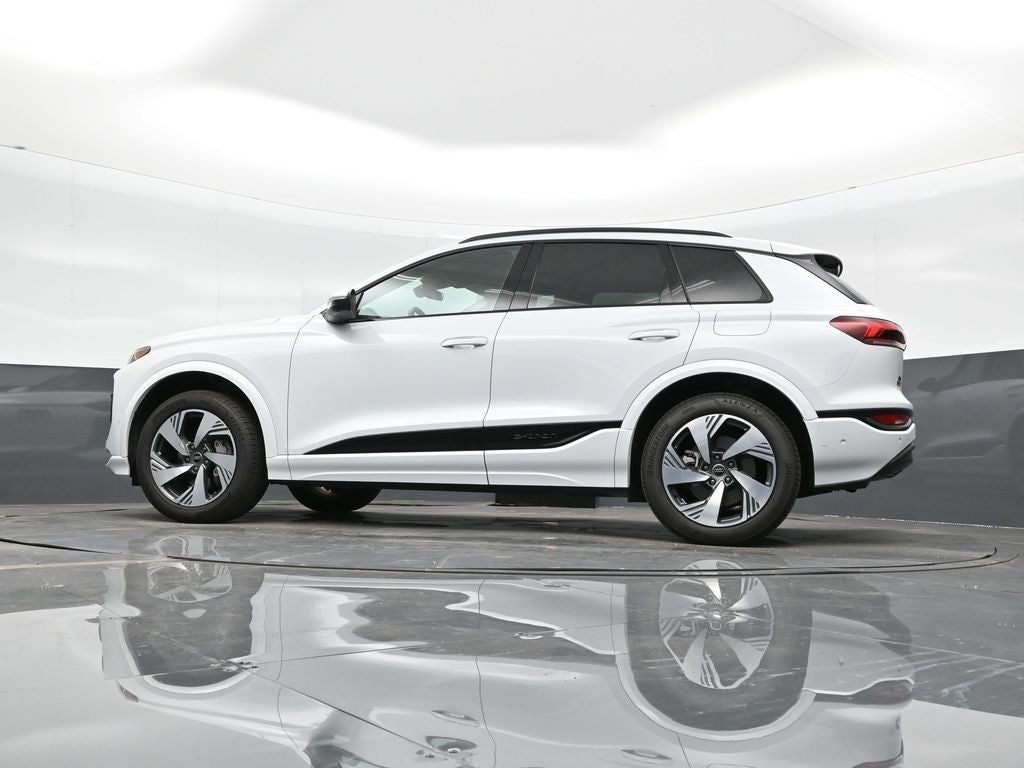 2025 Audi Q6 e-tron Premium Plus quattro