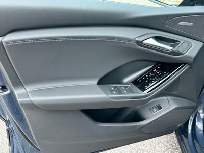 2025 Audi Q6 e-tron Premium Plus quattro