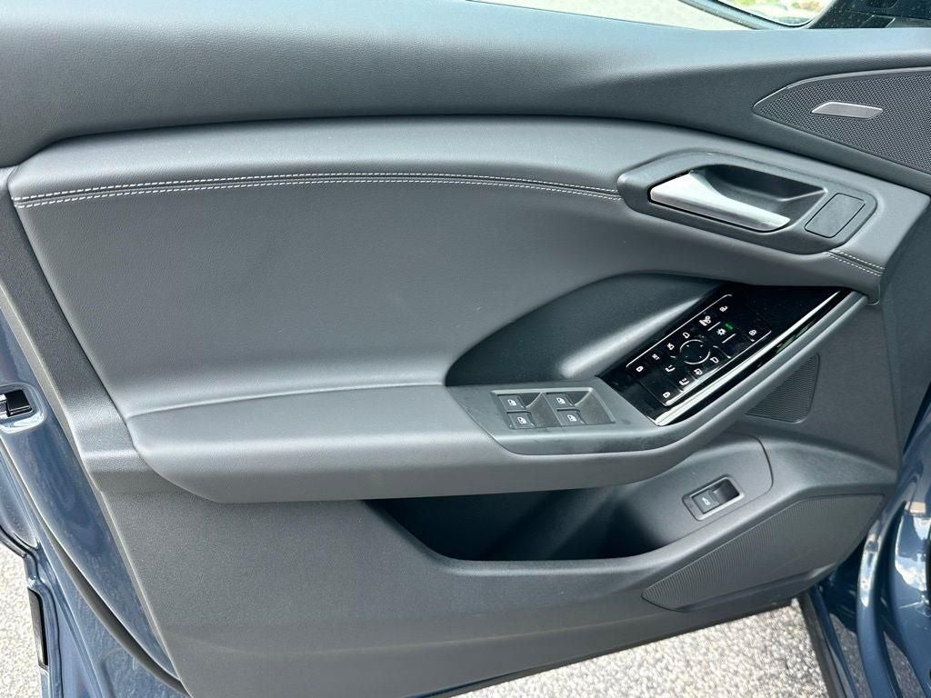 2025 Audi Q6 e-tron Premium Plus quattro