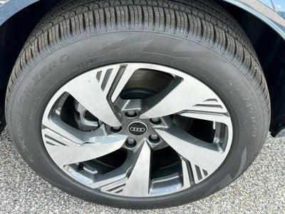 2025 Audi Q6 e-tron Premium Plus quattro