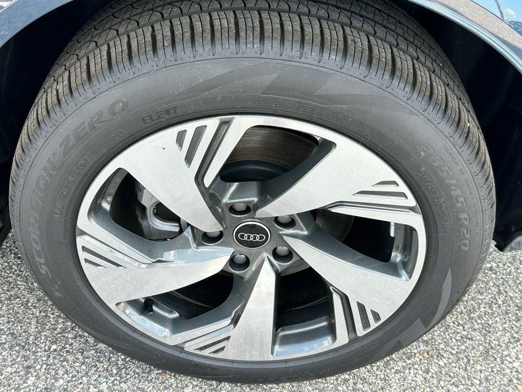 2025 Audi Q6 e-tron Premium Plus quattro