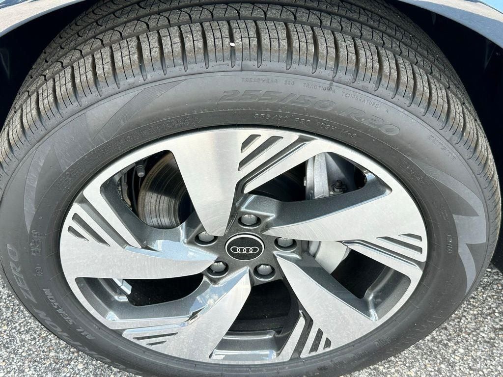 2025 Audi Q6 e-tron Premium Plus quattro