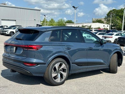 2025 Audi Q6 e-tron Premium Plus quattro