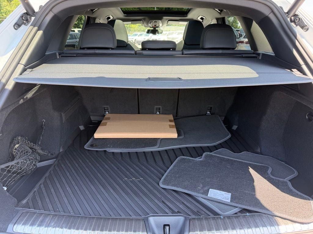 2026 Audi SQ5 Premium Plus quattro