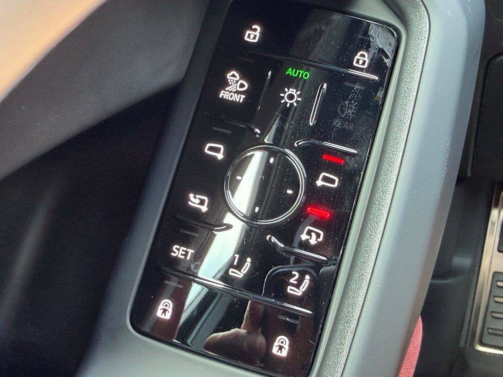 2026 Audi SQ5 Premium Plus quattro