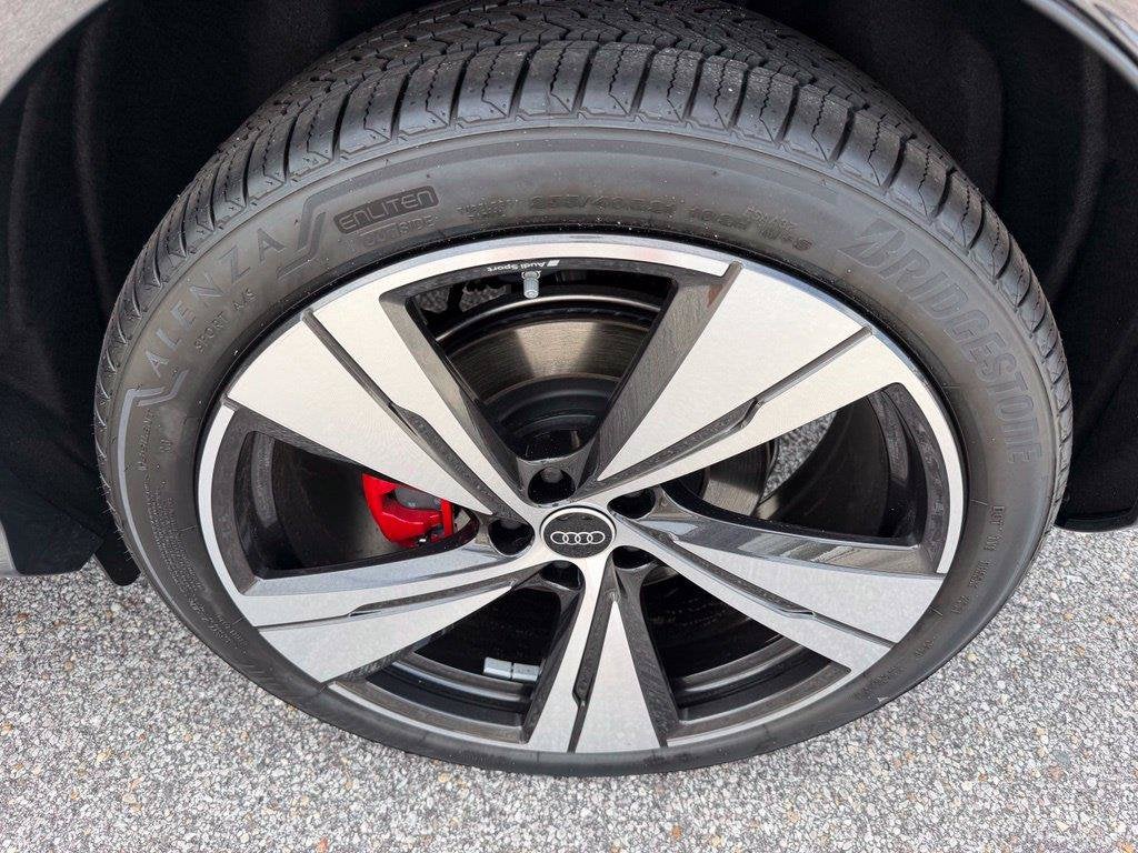 2026 Audi SQ5 Premium Plus quattro