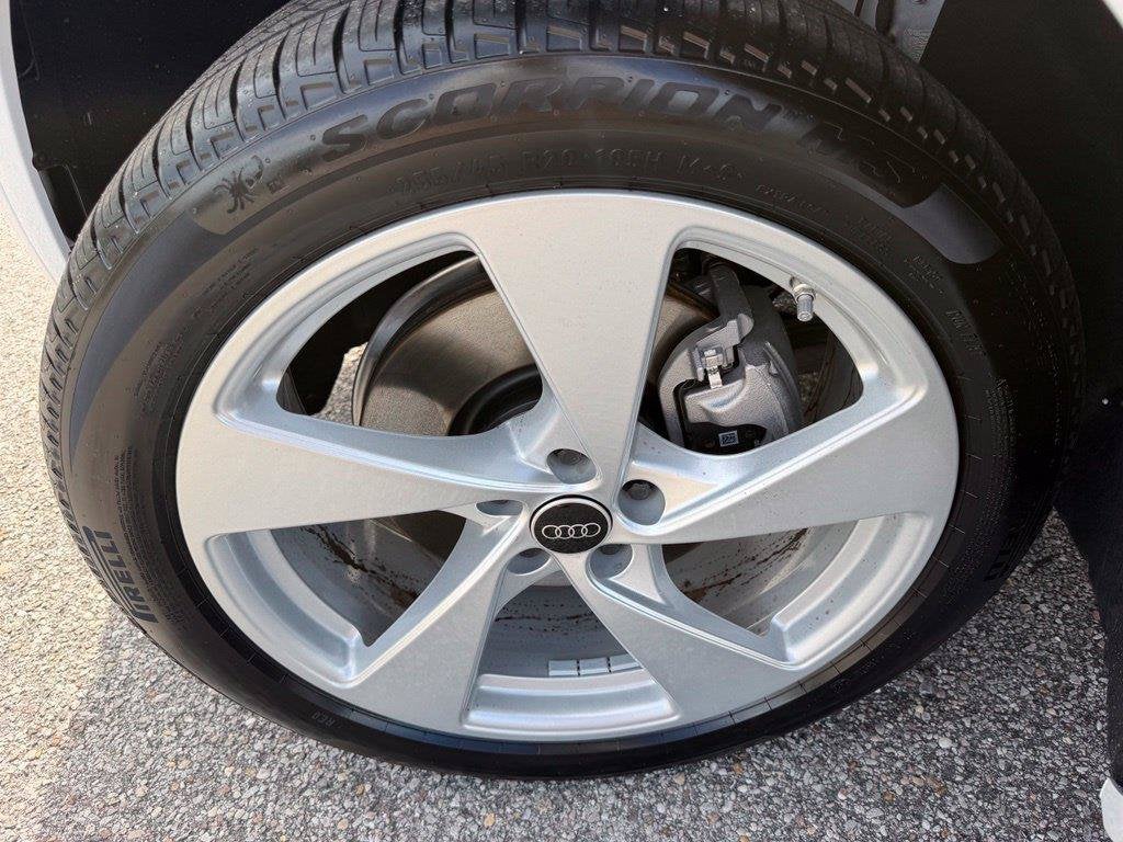 2026 Audi Q5 2.0T Premium Plus quattro