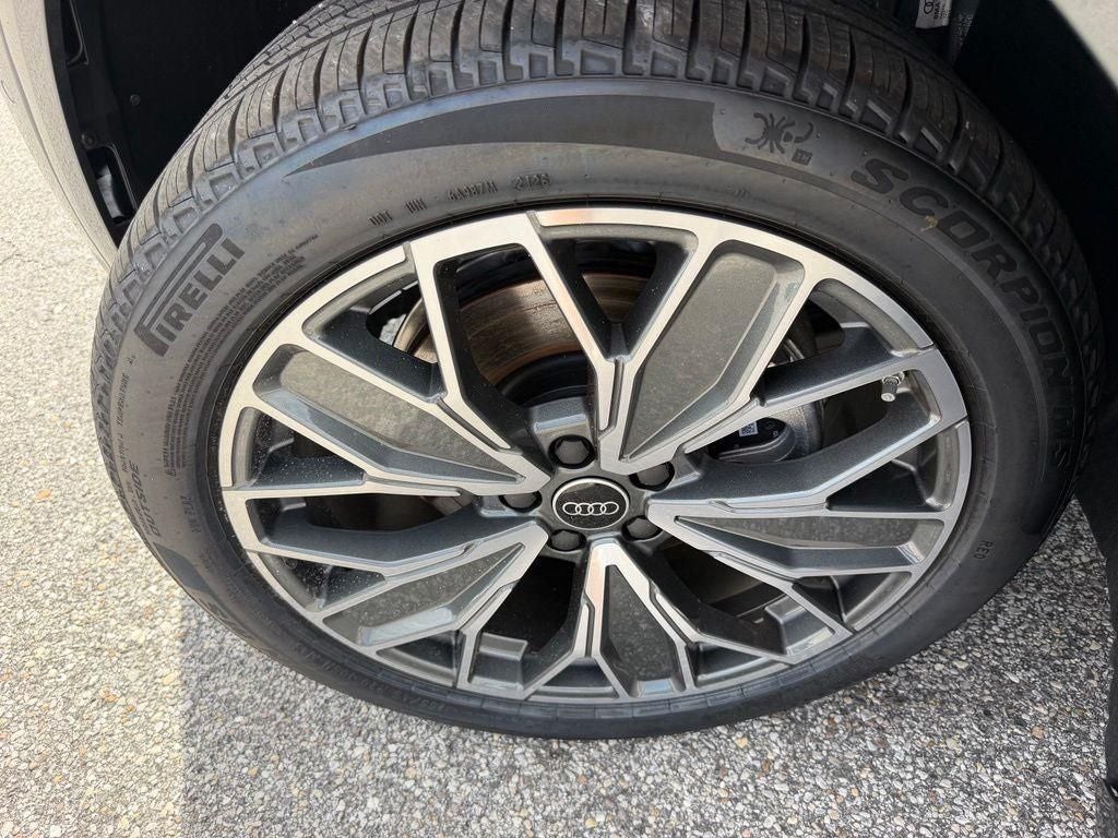 2026 Audi Q5 2.0T Premium Plus quattro