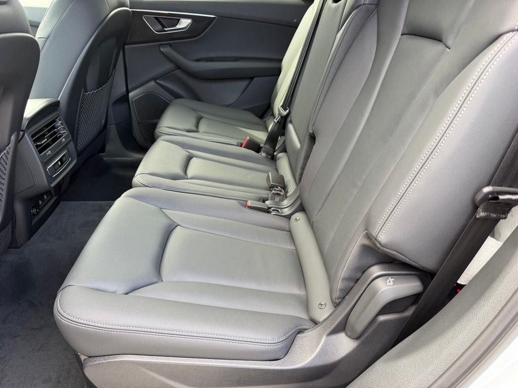 2026 Audi Q7 45 Premium quattro