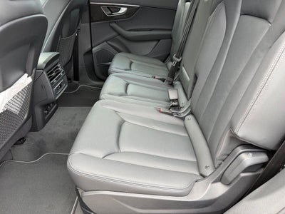 2026 Audi Q7 45 Premium quattro