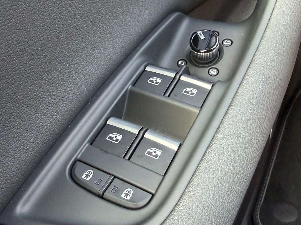 2026 Audi Q7 45 Premium quattro