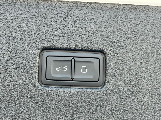 2026 Audi SQ8 4.0T Prestige quattro