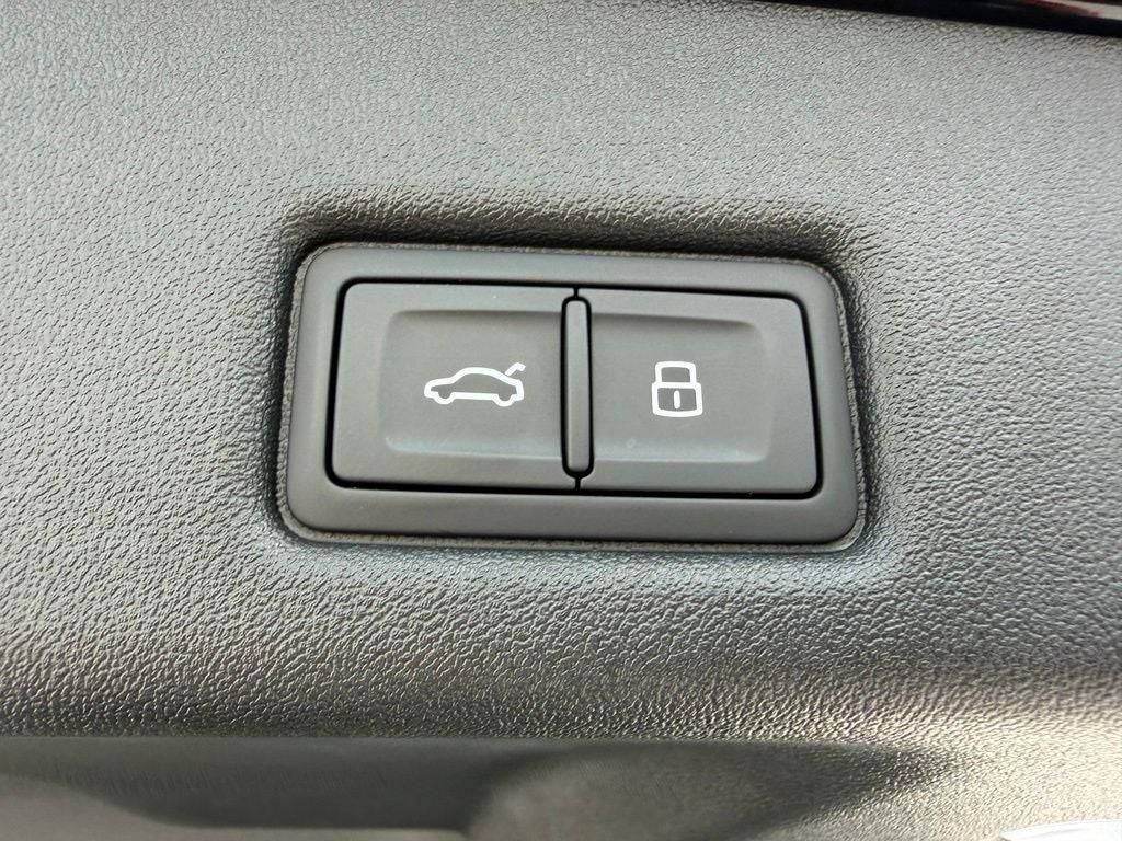 2026 Audi Q5 2.0T Premium Plus quattro