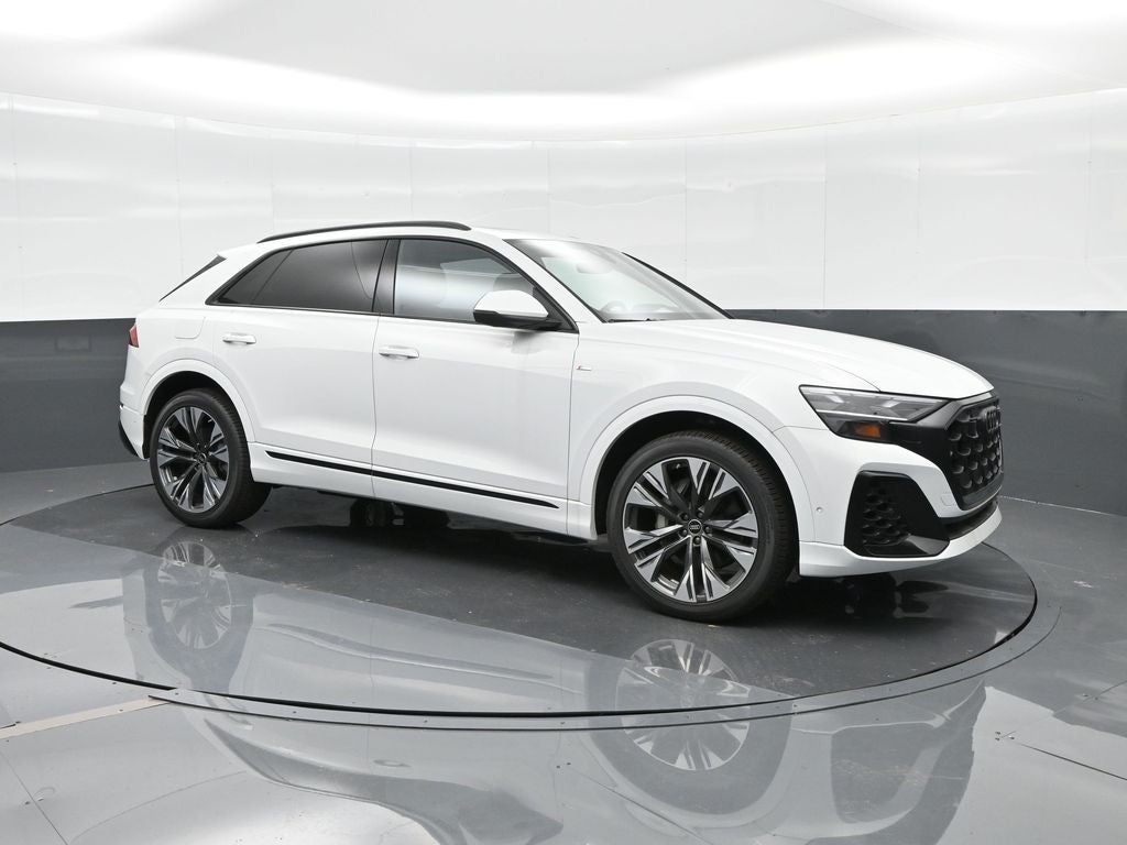 2025 Audi Q8 55 Premium Plus quattro