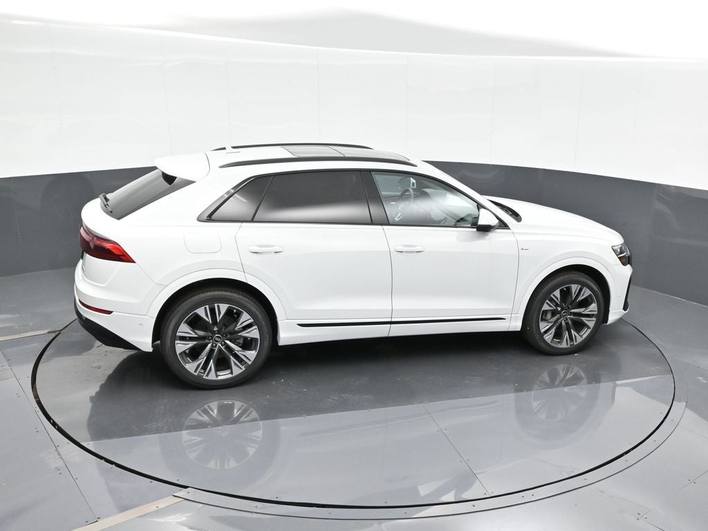2025 Audi Q8 55 Premium Plus quattro