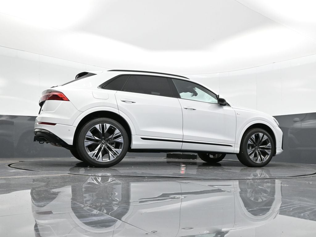 2025 Audi Q8 55 Premium Plus quattro