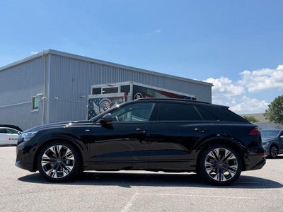 2026 Audi Q8 quattro