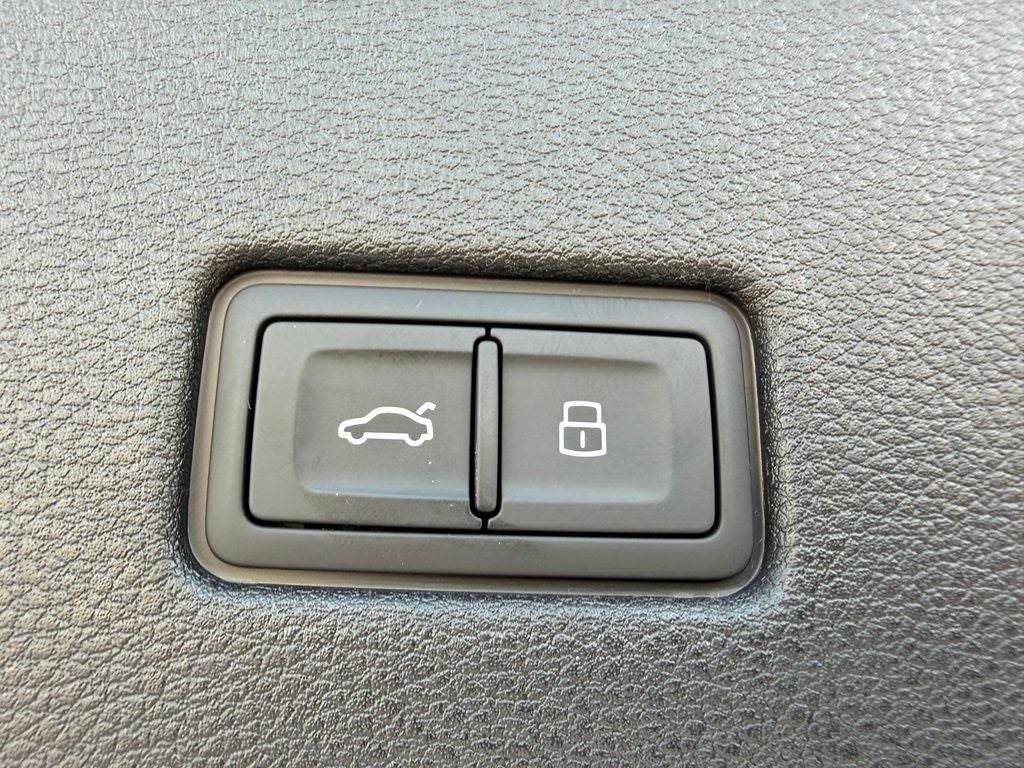 2026 Audi Q8 55 Premium Plus quattro
