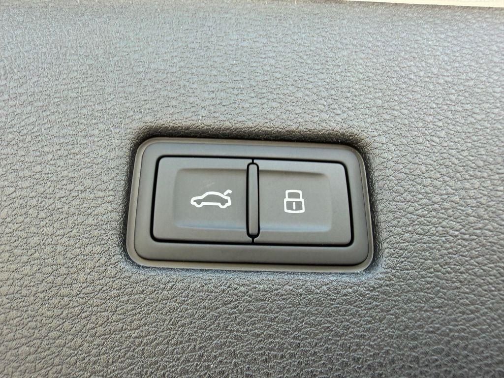 2026 Audi Q8 55 Premium Plus quattro