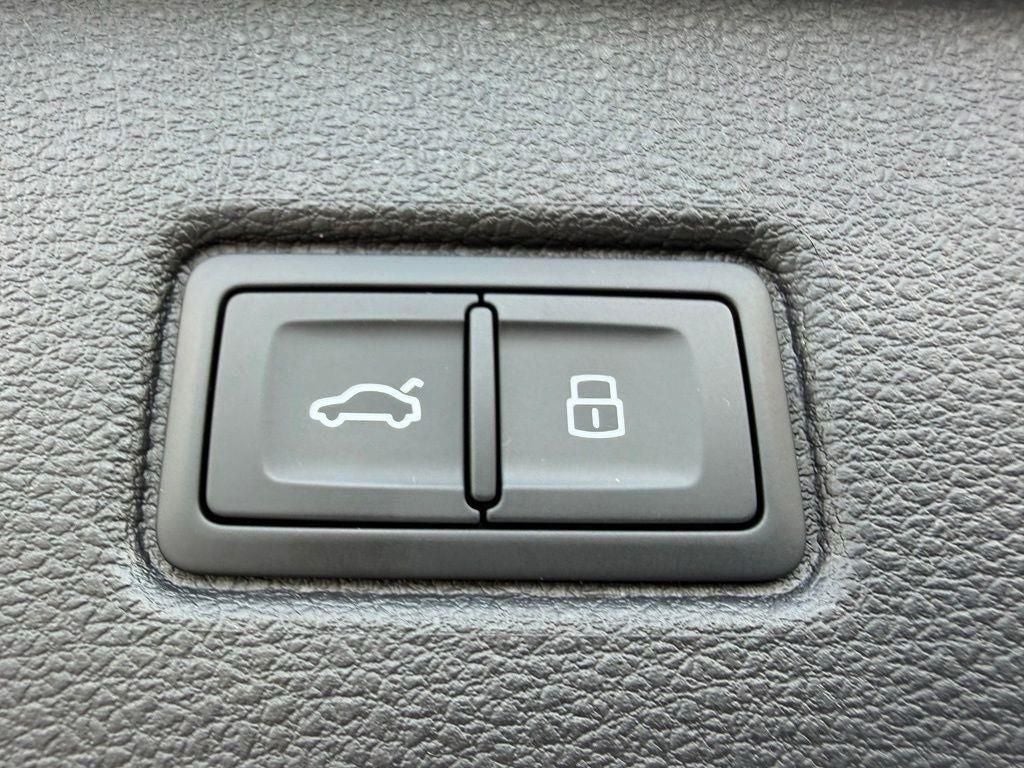 2026 Audi Q7 55 Premium S Line quattro
