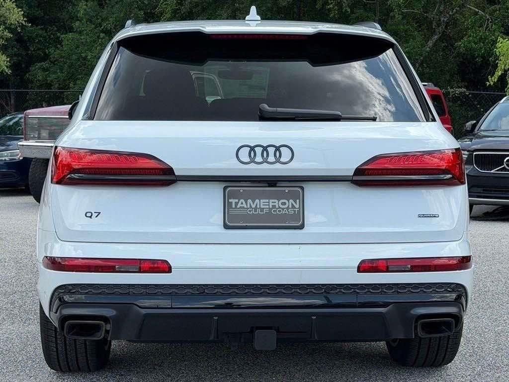 2026 Audi Q7 55 Premium S Line quattro