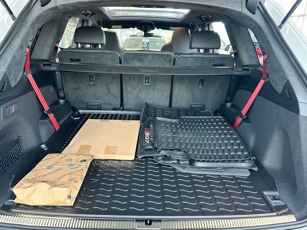 2026 Audi SQ7 Prestige quattro