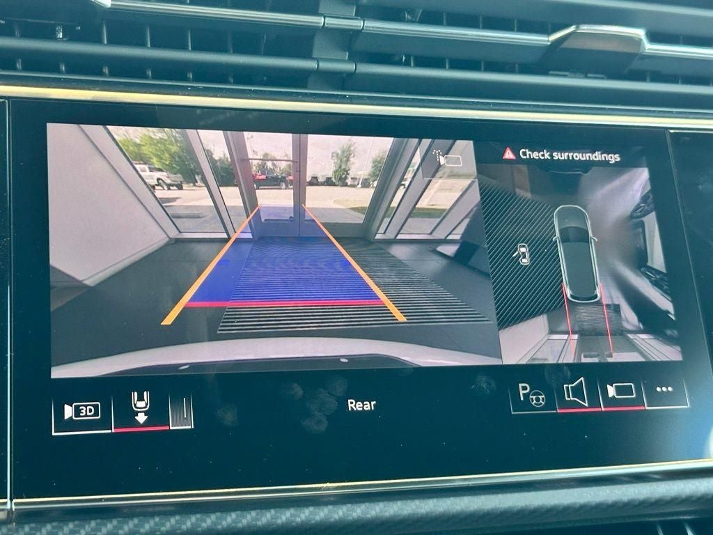 2026 Audi SQ7 Prestige quattro